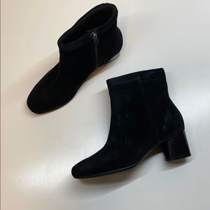 Clarks black suede size 7 boots